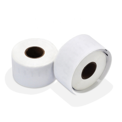 Su Dymo 99018 suderinamos etiketės